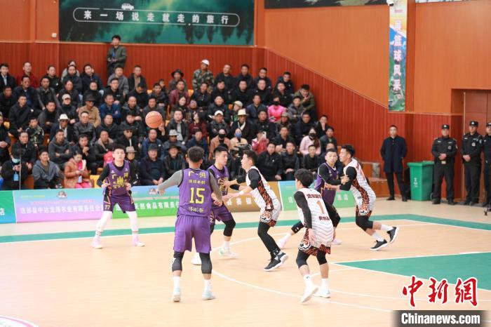 甘南迭部举办五省区高原地区腊子口和谐杯篮球